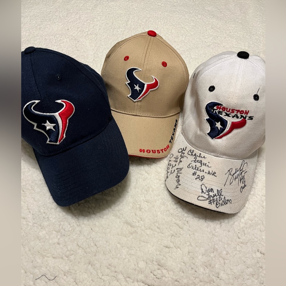 3 Texans hats